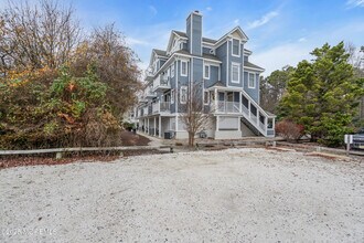 336 E Lacey Rd in Forked River, NJ - Building Photo - Building Photo