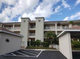 2725 Terra Ceia Bay Blvd in Palmetto, FL - Building Photo