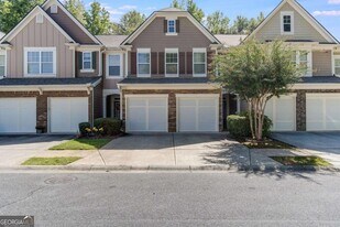 1817 Waterside Dr in Kennesaw, GA - Building Photo