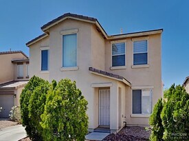 5923 E Yucca House Ave