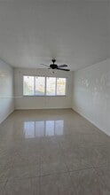 14830 Naranja Lakes Blvd in Homestead, FL - Building Photo - Building Photo
