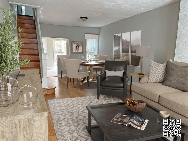 property at 1528 S Hollywood St