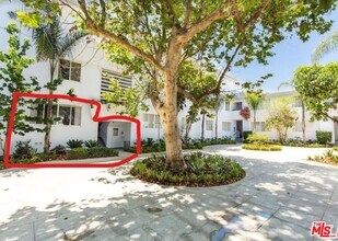 138 San Vicente Blvd-Unit -138 B in Santa Monica, CA - Building Photo - Building Photo