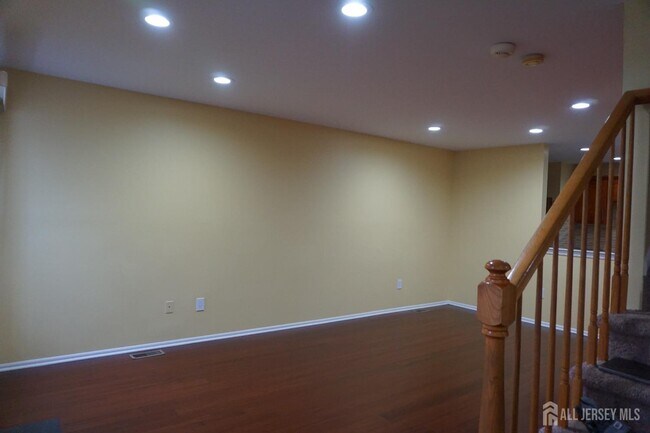 160 Vasser Dr in Piscataway, NJ - Building Photo - Building Photo