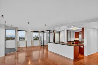 3535 1st Ave., Unit 9B in San Diego, CA - Building Photo - Building Photo