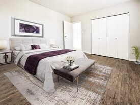 West Meadow Apartments in Saskatoon, SK - Building Photo