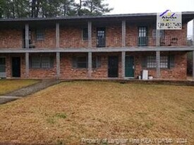 4213 S Dowfield Dr in Fayetteville, NC - Building Photo