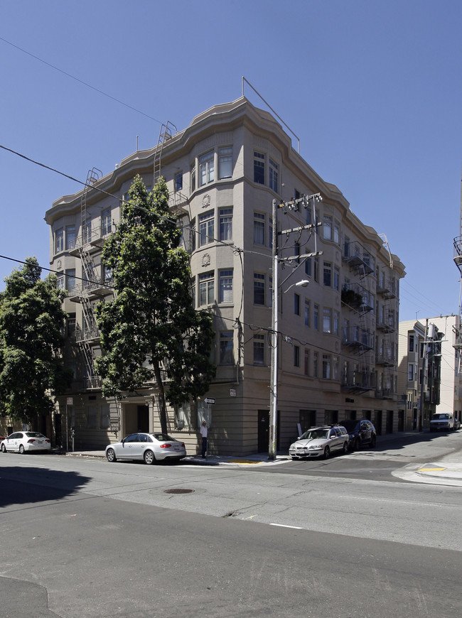 Apartments on Gough in San Francisco, CA - Building Photo - Building Photo