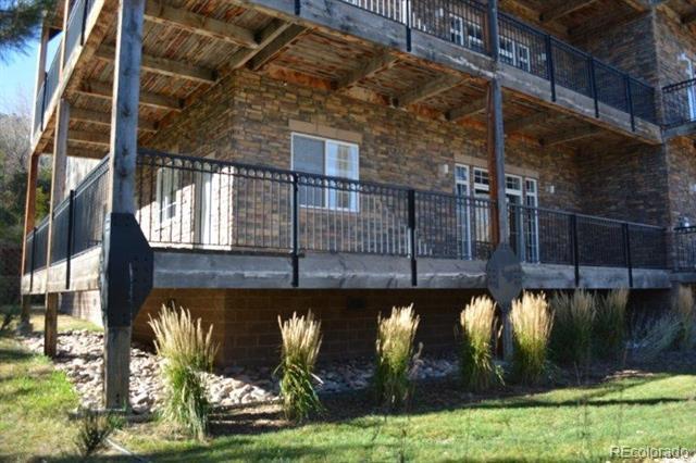 property at 6000 W Floyd Ave