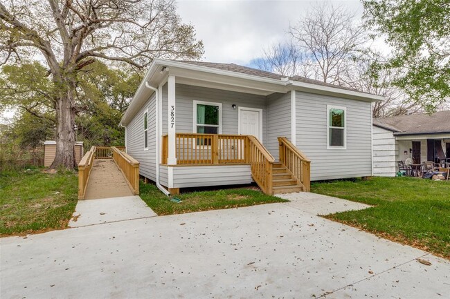 property at 3827 Yellowstone Blvd