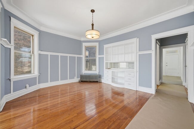 7442 S Langley Ave in Chicago, IL - Building Photo - Building Photo