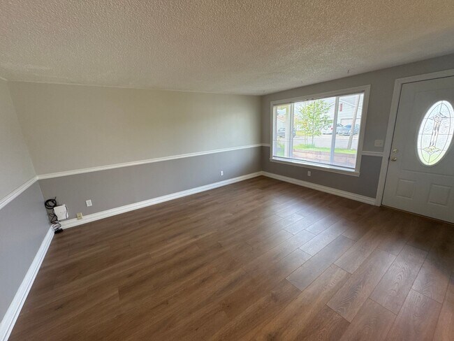 1830 SE 27th Ave in Albany, OR - Building Photo - Building Photo