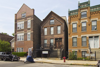 1330 N Cleaver Ave in Chicago, IL - Building Photo - Building Photo