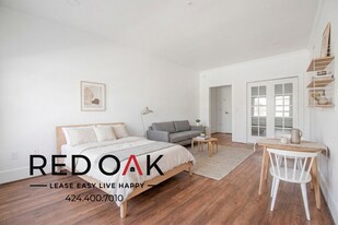 6533 Hollywood Blvd, Unit 308 in Los Angeles, CA - Building Photo