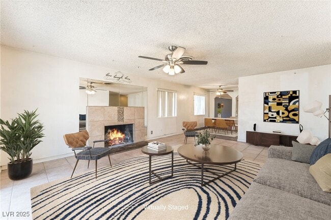 5809 Pebble Beach Blvd in Las Vegas, NV - Building Photo - Building Photo