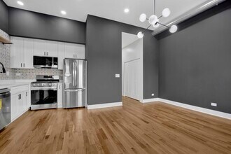 1956 W 21st Pl in Chicago, IL - Building Photo - Building Photo