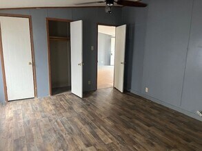 15219 Paradise Cove Dr in Willis, TX - Building Photo - Building Photo