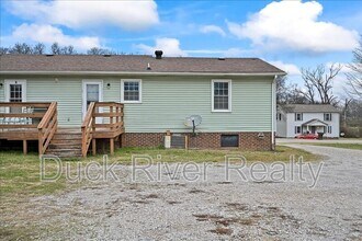 525 Woods Dr in Columbia, TN - Building Photo - Building Photo