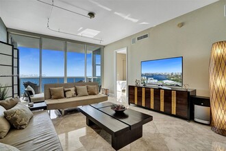 18101 Collins Ave, Unit 4206 in Sunny Isles Beach, FL - Building Photo - Building Photo