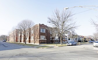 6556 S Troy St Apartamentos