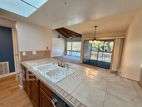 6019 Windhover Dr in Orlando, FL - Building Photo - Building Photo