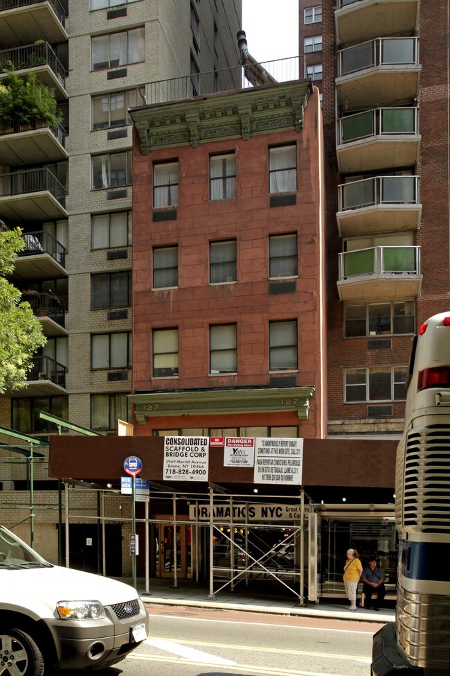 127 E 34th St in New York, NY - Building Photo - Building Photo
