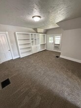 726 S 18th St in Lincoln, NE - Building Photo - Building Photo