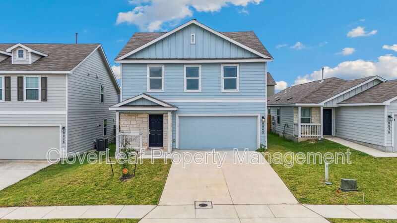 8842 Barrow Path in Converse, TX - Building Photo