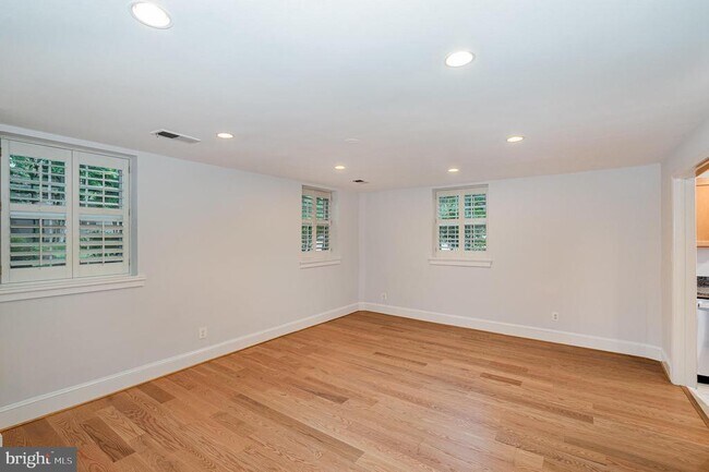 400 Commonwealth Ave in Alexandria, VA - Building Photo - Building Photo