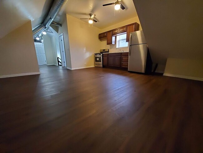 2228 S Sawyer Ave in Chicago, IL - Building Photo - Building Photo