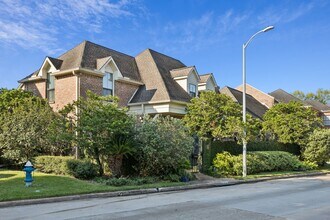 4964 Post Oak Timber Dr in Houston, TX - Building Photo - Building Photo