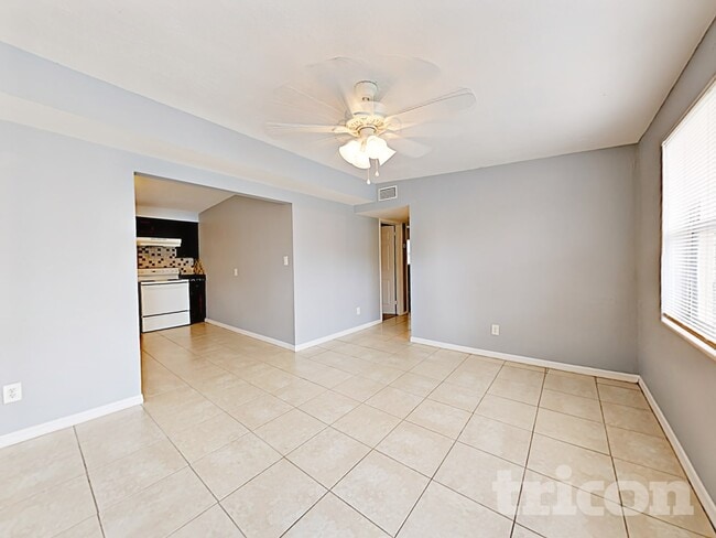 651 12th Ave N in Safety Harbor, FL - Building Photo - Building Photo