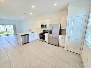 3098 Skyline Lp in Kissimmee, FL - Building Photo - Building Photo