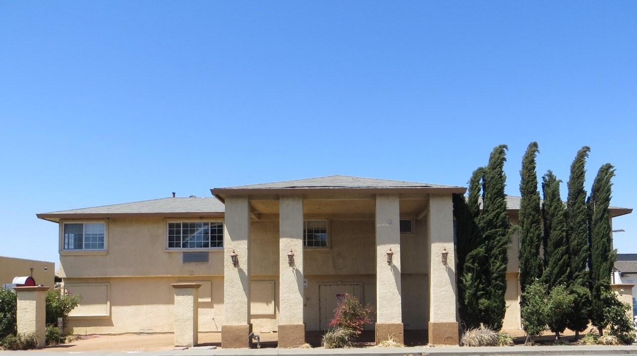 Villas At Tabor in Fairfield, CA - Foto de edificio