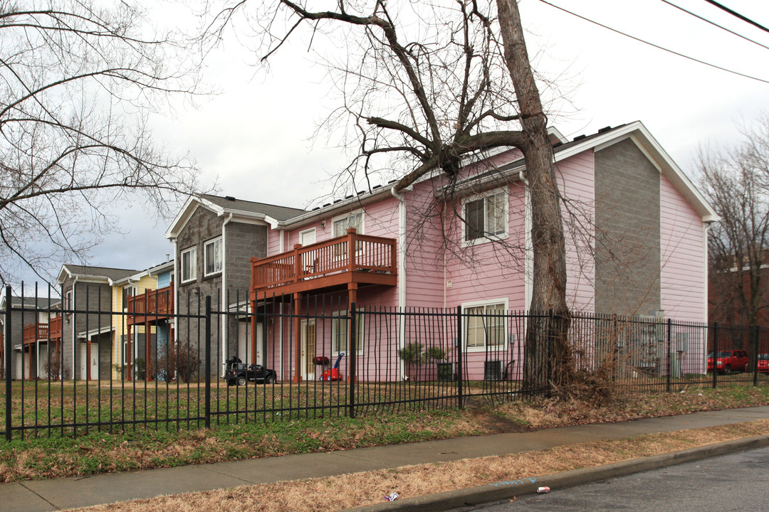 Shawnee Gardens  II in Louisville, KY - Building Photo