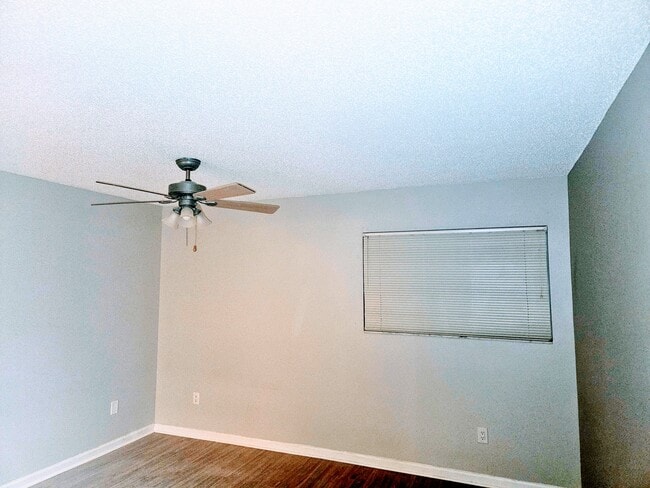 8300 Plaza Gate Ln, Unit 1082 in Jacksonville, FL - Building Photo - Building Photo