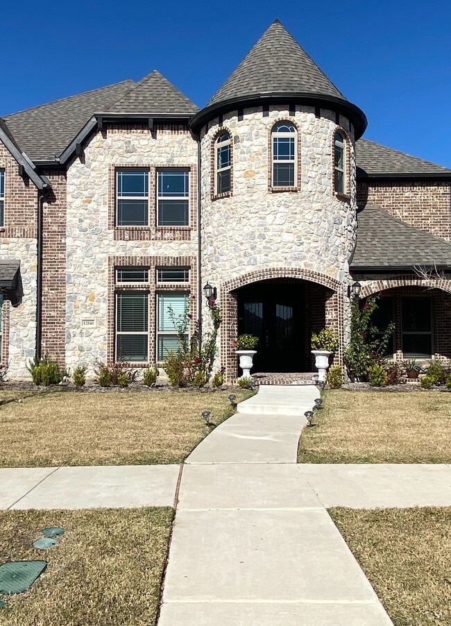property at 12840 Platt Dr