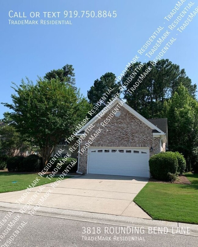 property at 3818 Rounding Bend Ln