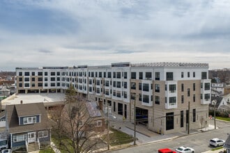 Centurion Union Center in Union Township, NJ - Foto de edificio - Building Photo