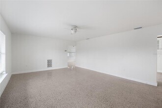 10237 Tarpon Dr in Treasure Island, FL - Building Photo - Building Photo