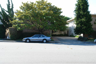 430 E 16th Ave in San Mateo, CA - Building Photo - Building Photo