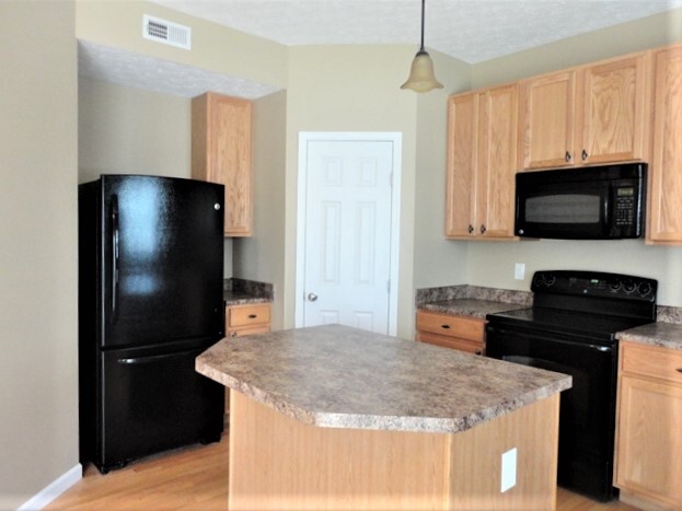 5335 Rivers Edge Blvd in Dayton, OH - Building Photo - Building Photo