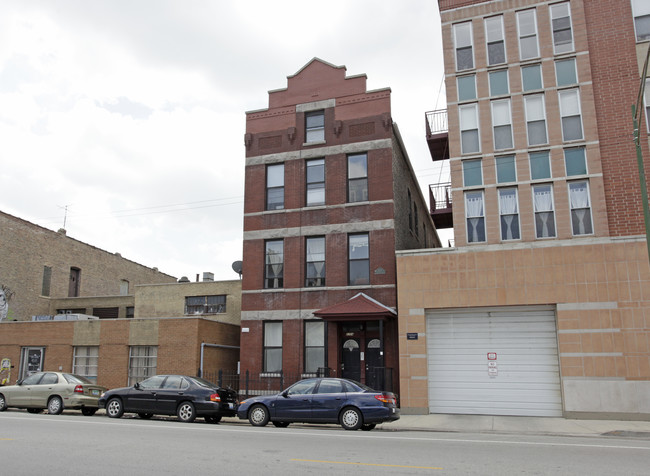 2354 N Elston Ave in Chicago, IL - Building Photo - Building Photo