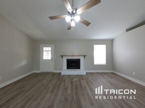 8030 Peppermint Ln in Jacksonville, FL - Building Photo - Building Photo