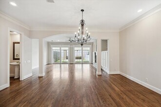1321 Whispering Pines Dr in Houston, TX - Building Photo - Building Photo
