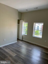 3723 Pulaski Ave photo'