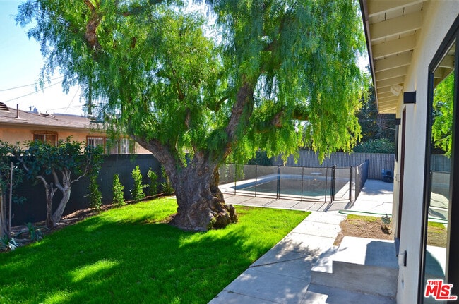 3116 W 81st St in Inglewood, CA - Building Photo - Building Photo