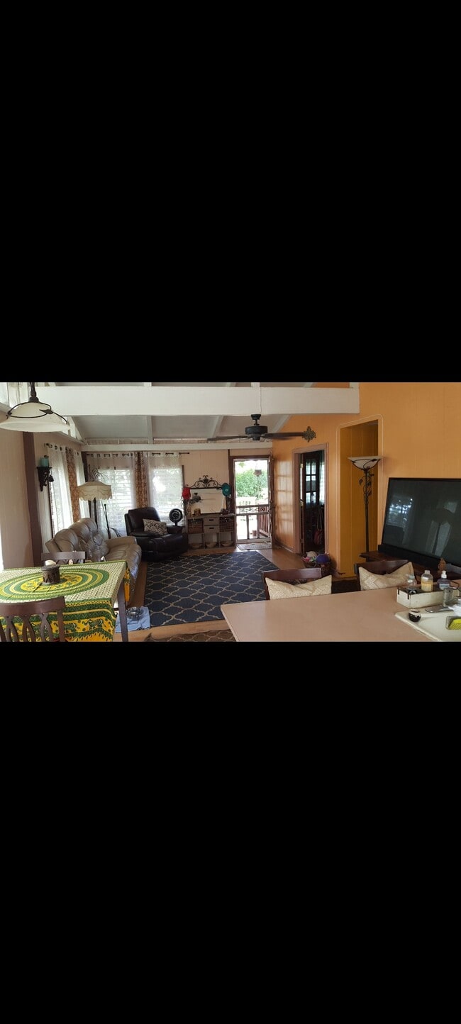 property at 76-6199 Pakalana Rd