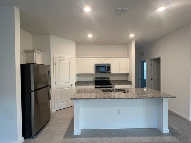 property at 2608 Buttercup Ave