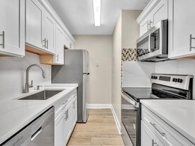 1163 Lake Terry Dr in West Palm Beach, FL - Building Photo